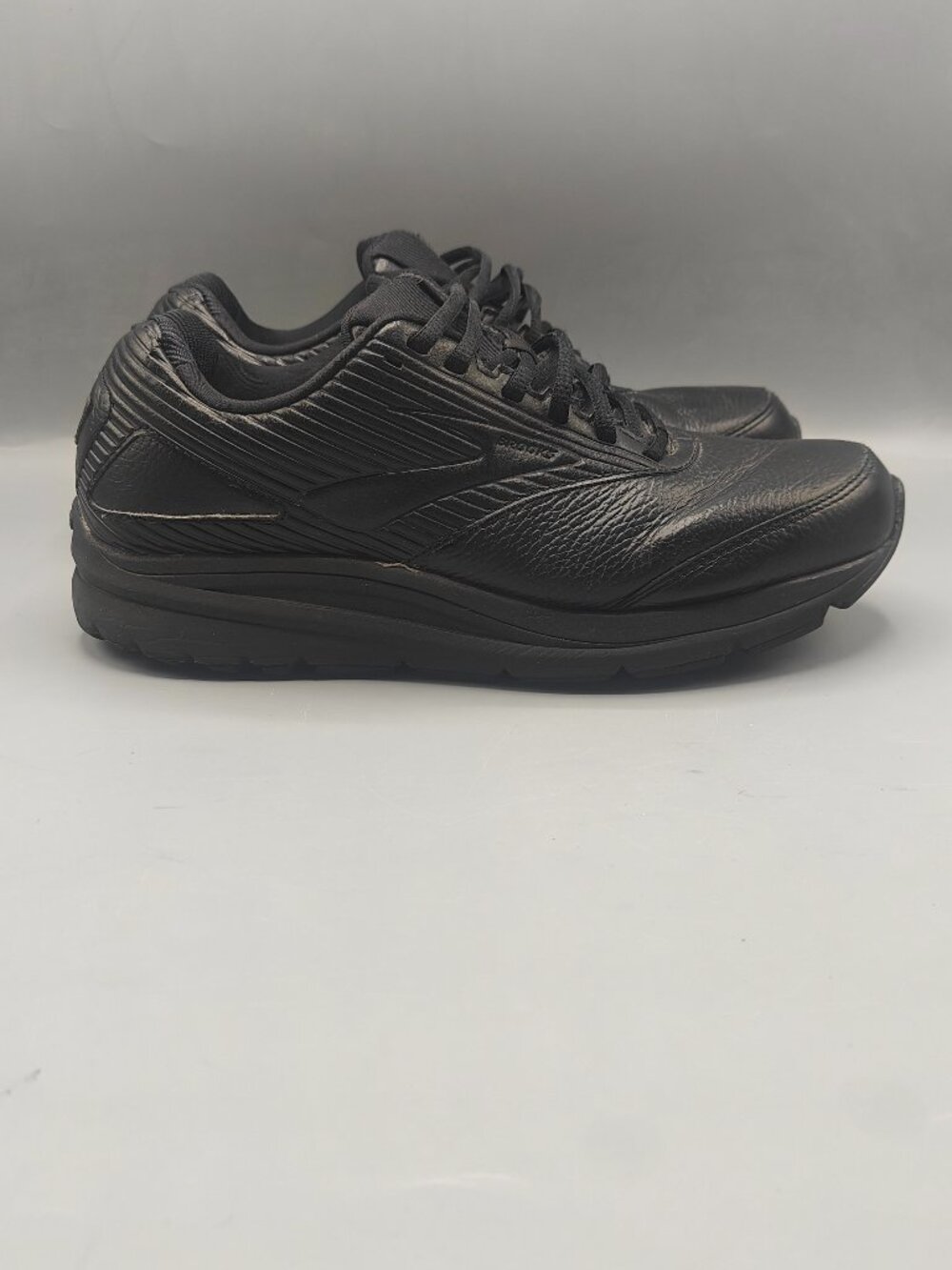 Brooks Women's Addiction Walker 2 1203071D072 Black Running Shoes Sneakers 10.5